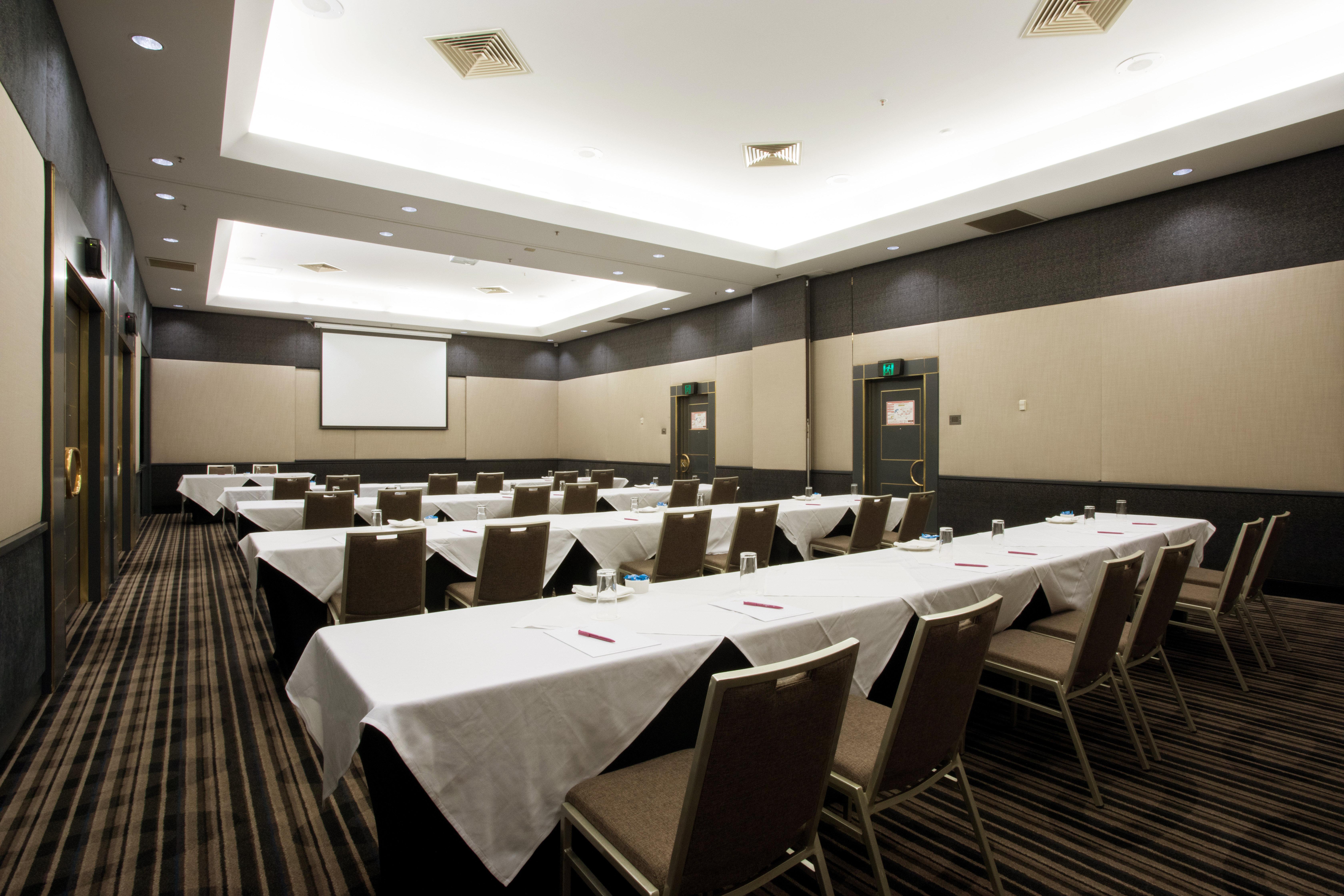 Crowne Plaza Surfers Paradise, An Ihg Hotel Gold Coast Exterior photo