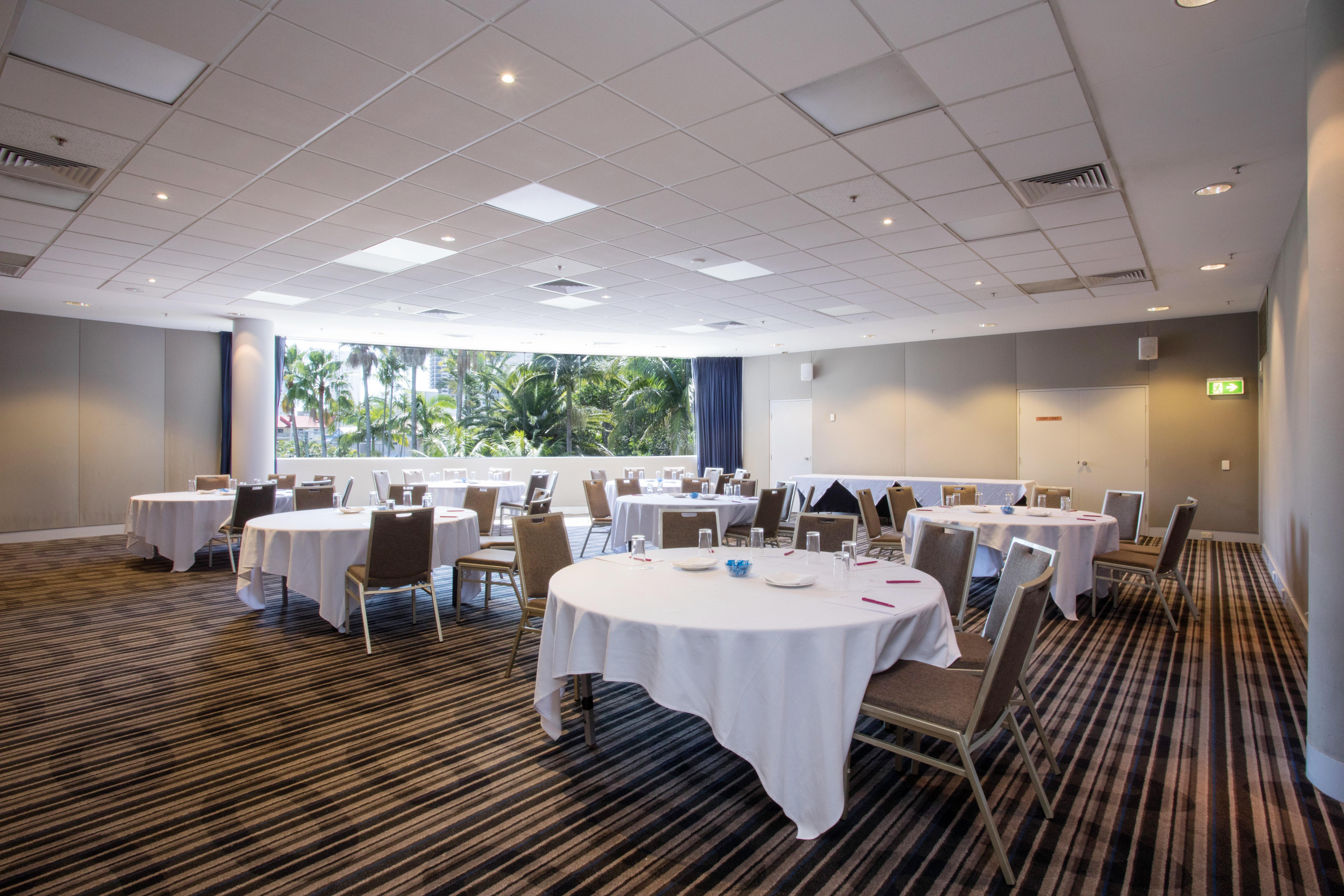 Crowne Plaza Surfers Paradise, An Ihg Hotel Gold Coast Exterior photo